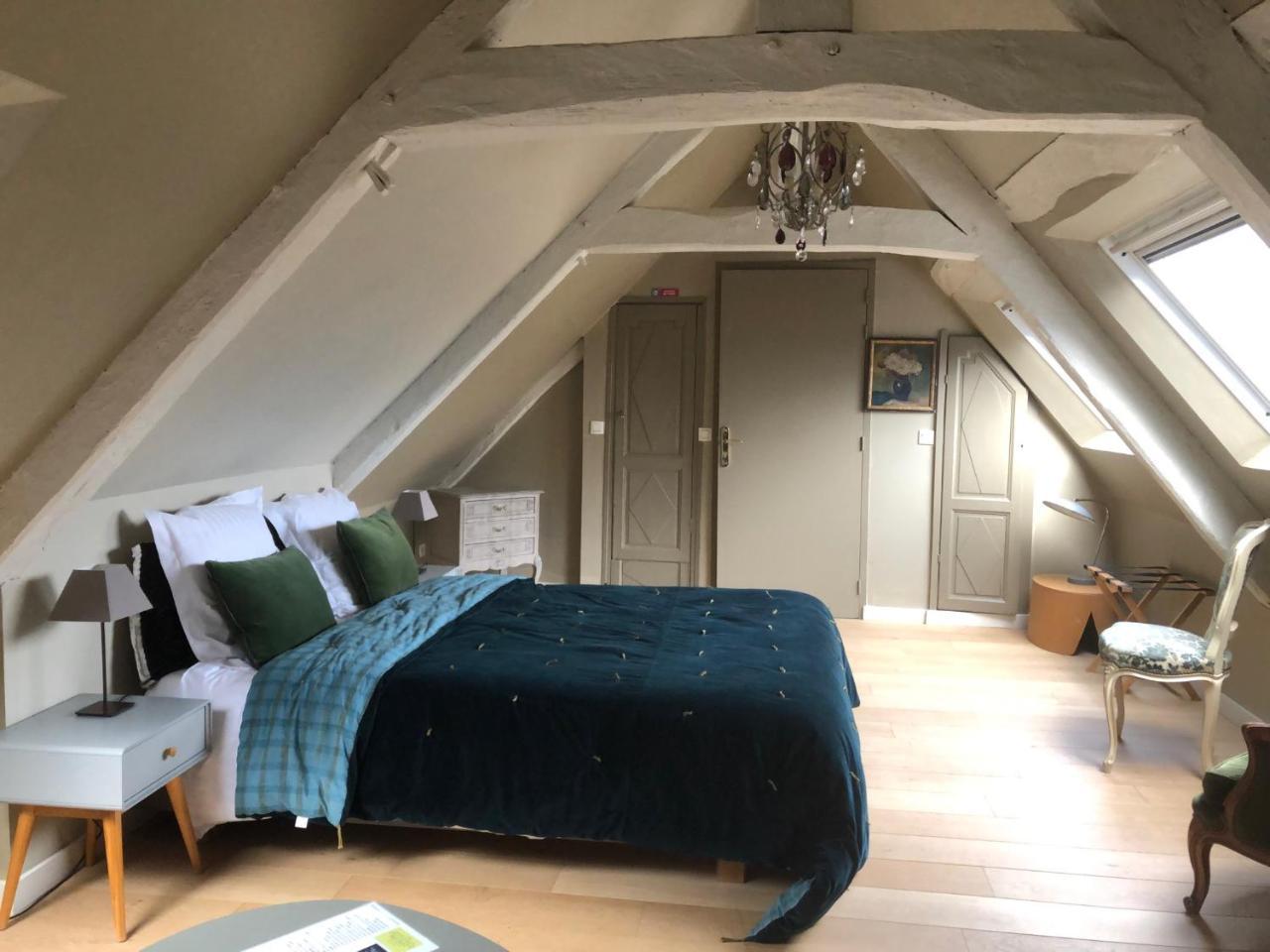 La Cour Sainte Catherine Demeure De Charme Bed & Breakfast Honfleur